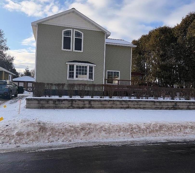 1st image of 1003 W A St