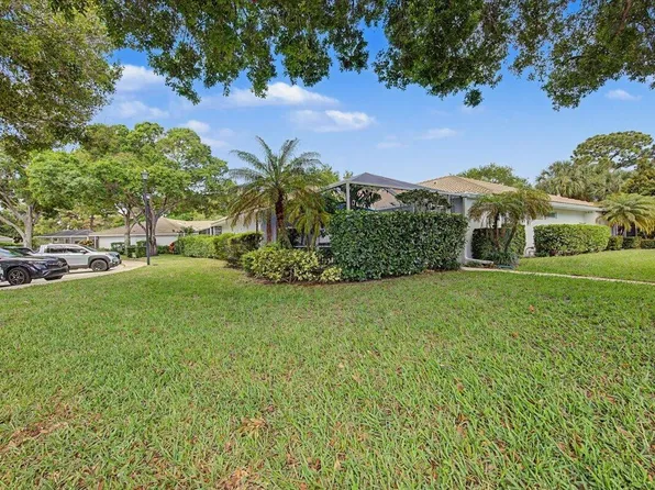 4203 Water Oak Court, Palm Beach Gardens, FL 33410