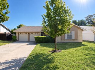 8630 Hackney Ln, Dallas, TX 75238