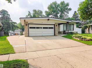 15012 63rd St NW, Edmonton, AB T5A 2B8