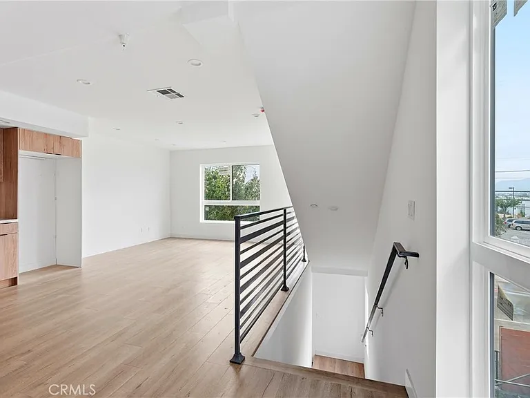 206 N Union Ave — Photo 10