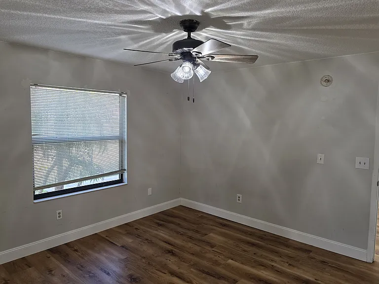 1215 Mellisa Dr — Photo 27