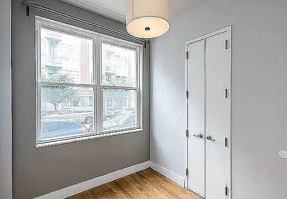 4th image of 132 Meserole St #2F
