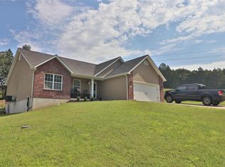 2814 Niagara Falls Ct, Festus, MO 63028