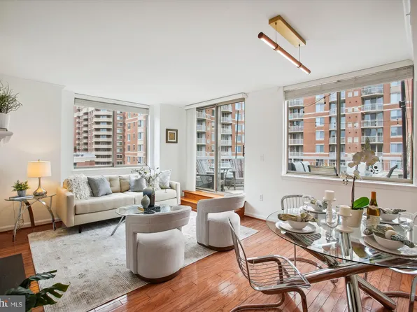 3835 9th St #907E, Arlington, VA 22203