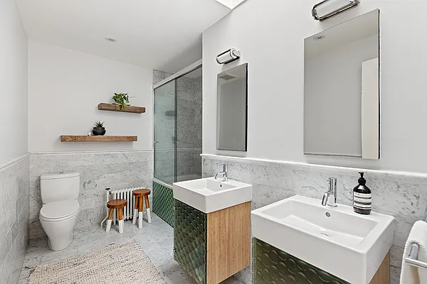 Sold by Compass | media 15