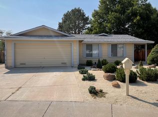 852 Pinewood Ct, Sparks, NV 89434