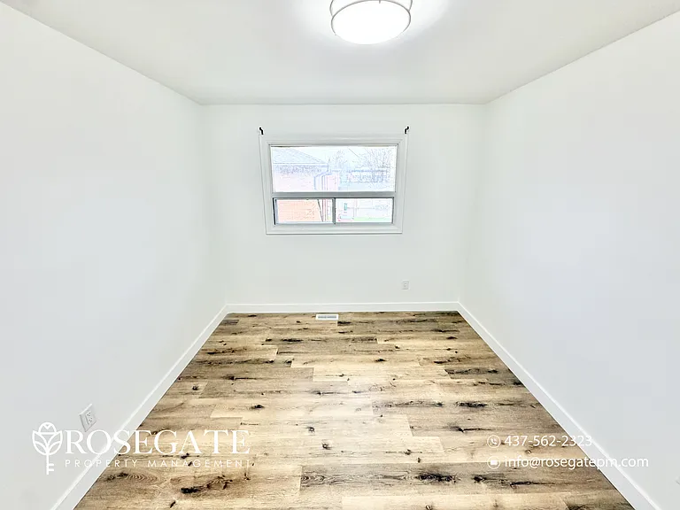 305 Lorne Ave #B — Photo 12