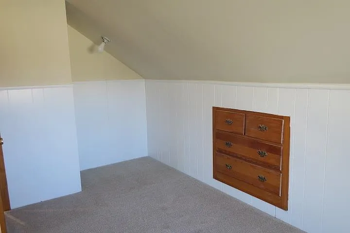 524 Wallis Rd — Photo 25