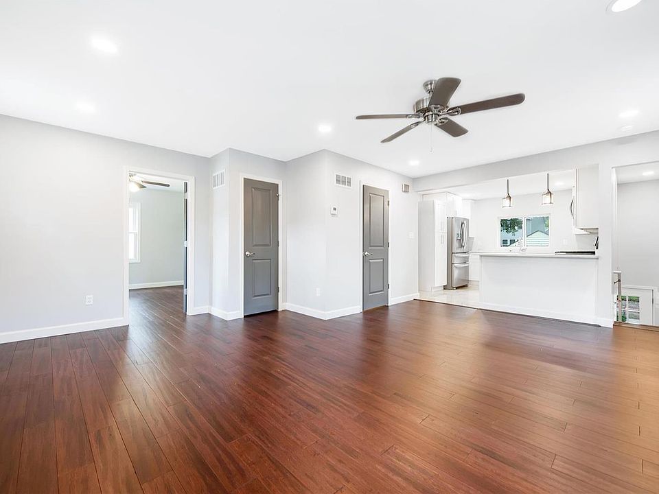 1051 Charleville Ave, Saint Louis, MO 63119 Zillow