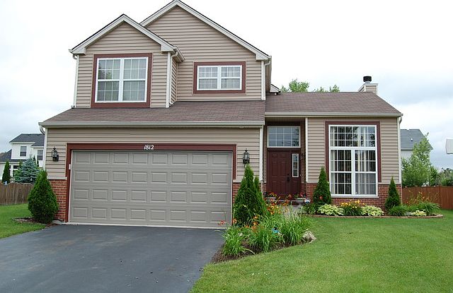 1st image of 1812 Northshire Dr