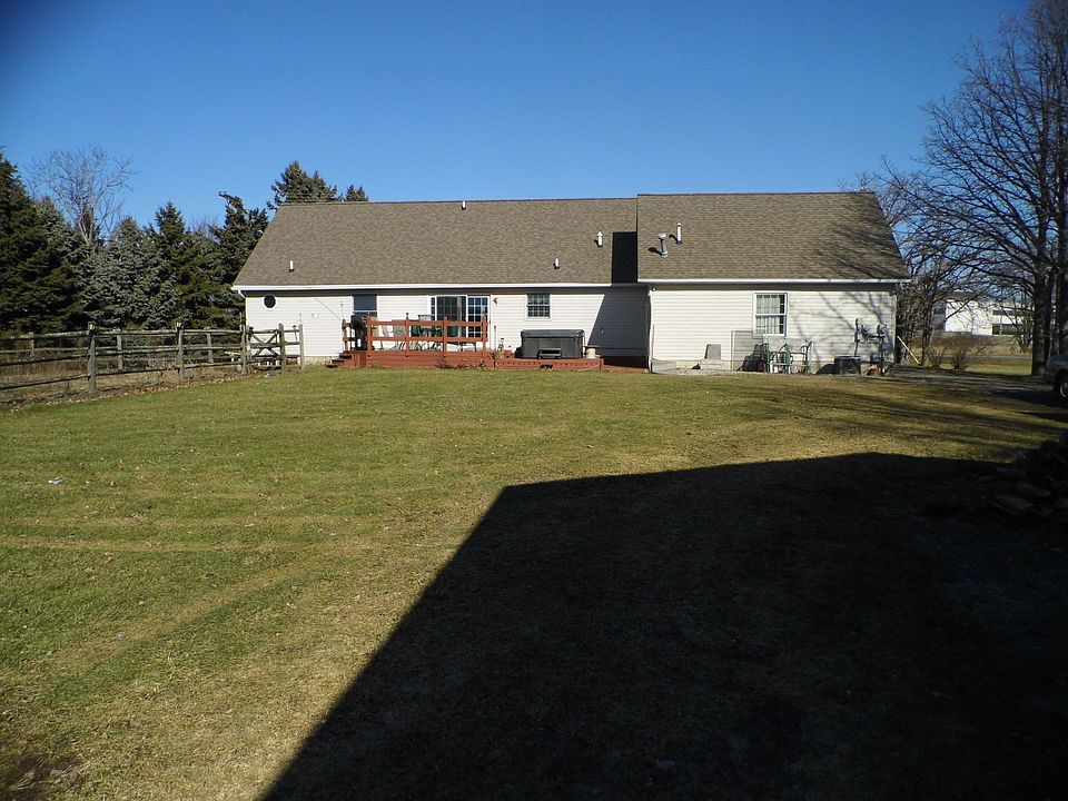 2nd image of 5152 Pointe Aux Peaux