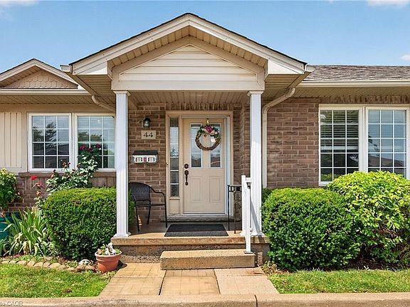 5th image of 24 Kenyon Cres #44