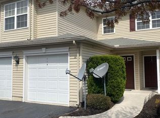 114 Sparrow Rd, Hummelstown, PA 17036