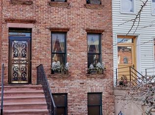 212 18th St, Brooklyn, NY 11215