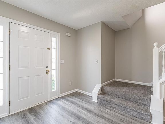 2nd image of 575 Lakewater Estates Ln