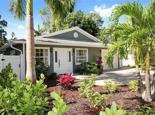 1958 Hyde Park St, Sarasota, FL 34239