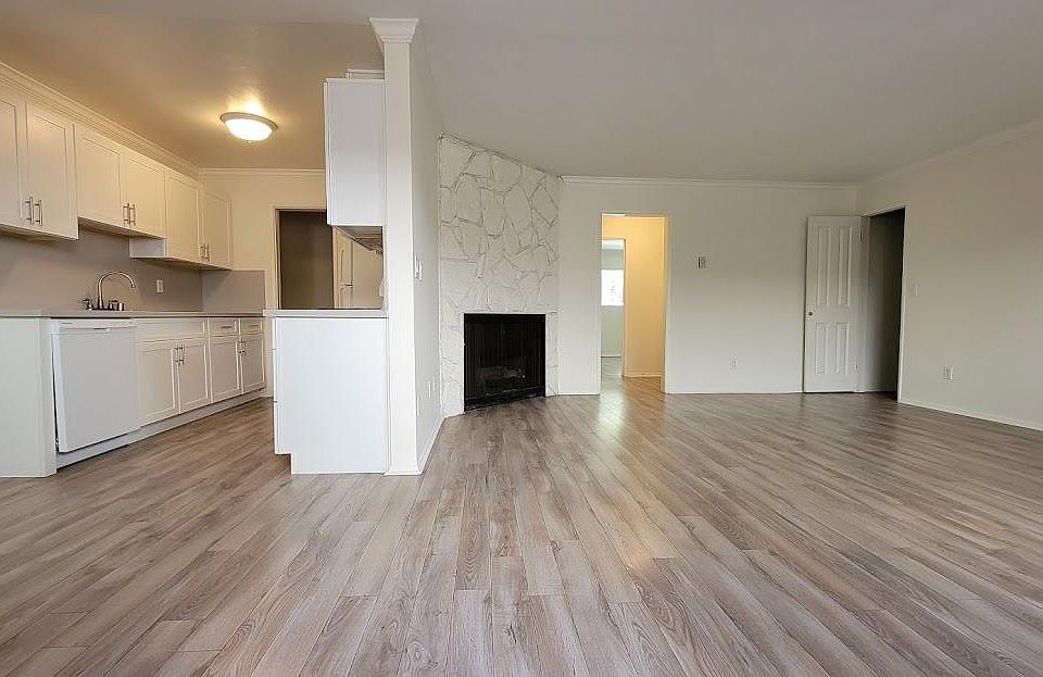 1st image of 1017 10th St #5