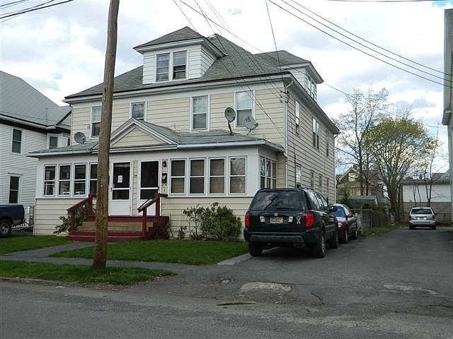 2nd image of 74 Cleveland Ave