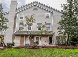 69 Inverness Dr, Edison, NJ 08820