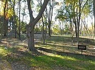 1377 Pembroke Dr, Bloomfield Hills, MI 48304