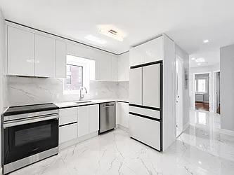41-20 28th Avenue, #3