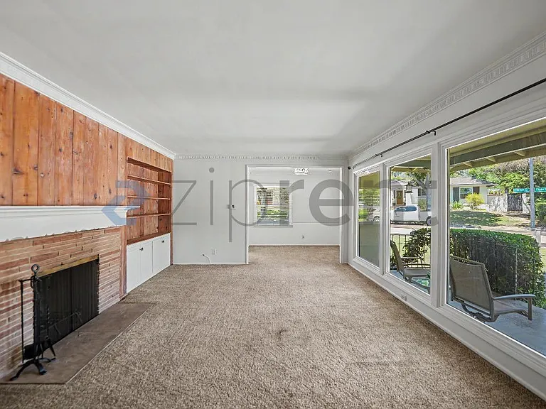 7357 Forest Ave — Photo 5