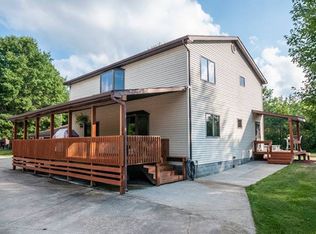 2645 N Castor Rd, Coleman, MI 48618