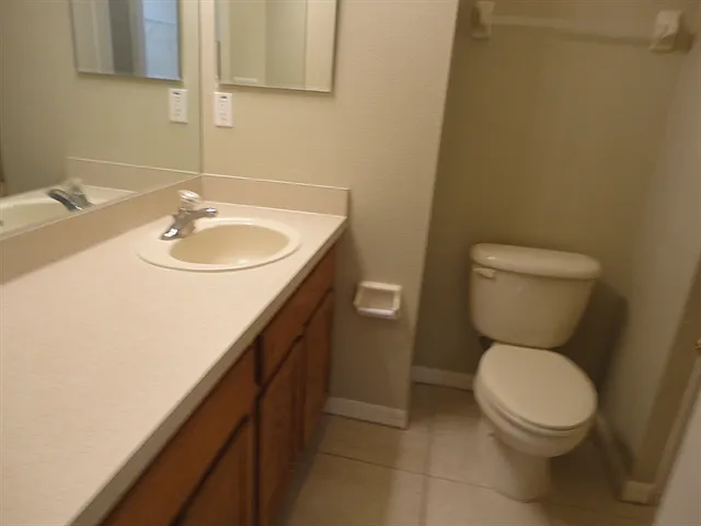 1128 Napolean Way — Photo 14