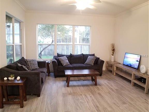 5th image of 4621 Corsage Dr