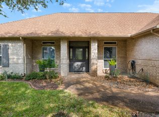 104 Peachtree, Rockport, TX 78382