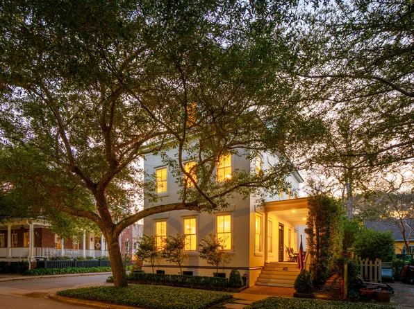 45 Eastlake Rd, Mount Pleasant, SC 29464