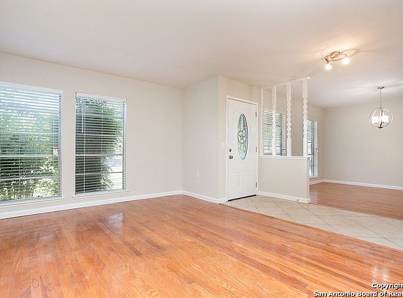 3rd image of 11906 Northledge Dr