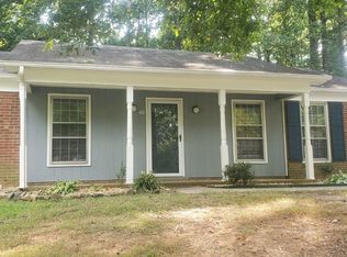 4711 Pennoak Rd, Greensboro, NC 27407