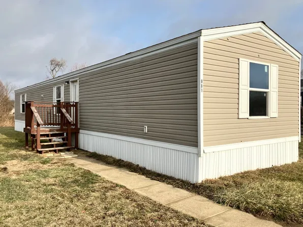 981 Ravencrest Ln, Rochester, IN 46975