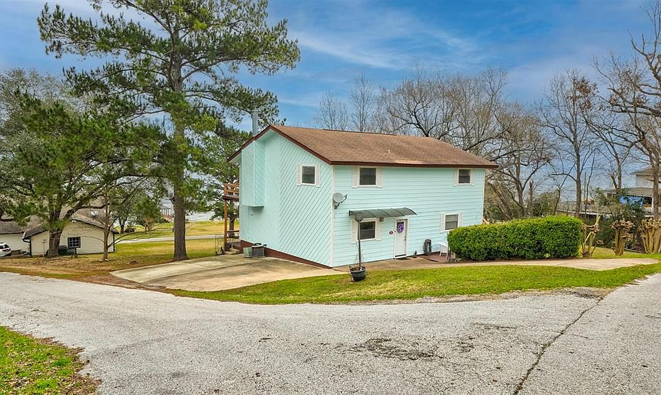 220 Hillcrest Dr, Coldspring, TX 77331 MLS 11364380 Zillow