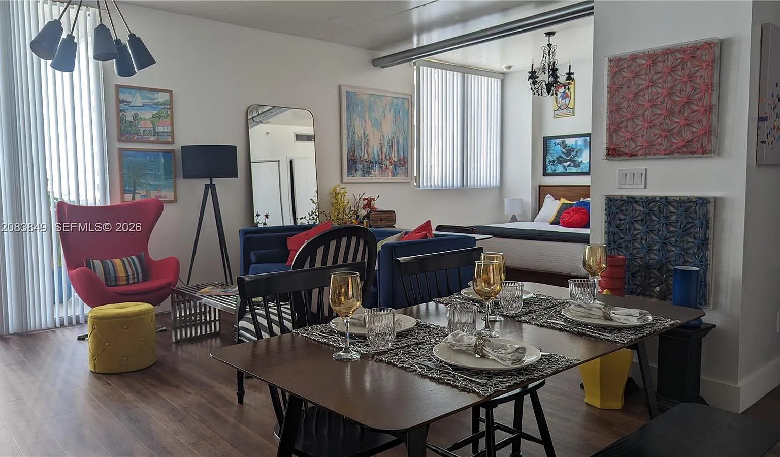 Neo Vertika Condo — Photo 2