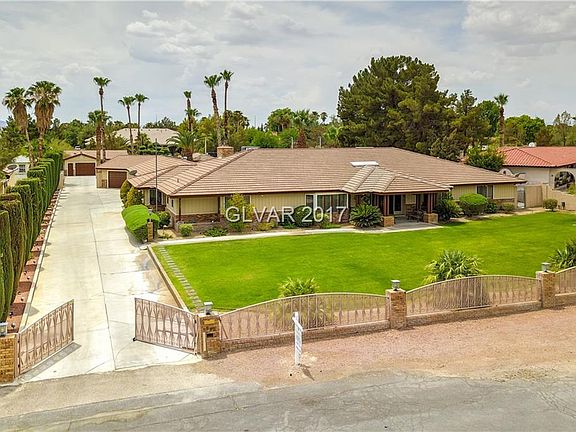 2nd image of 3695 E Quail Ave