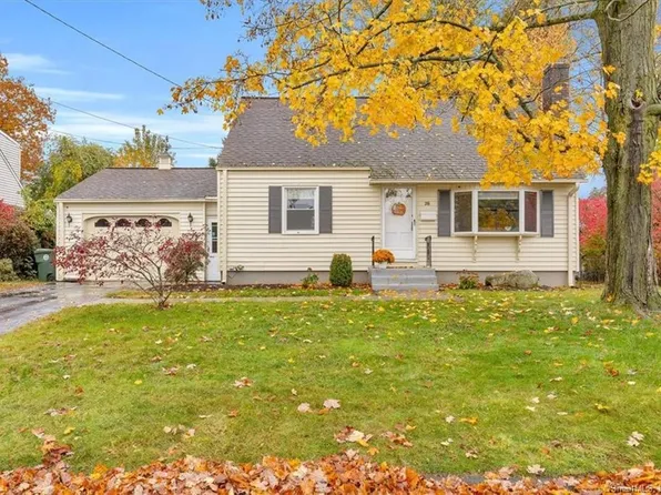 28 Sedgwick Road, East Hartford, CT 06108