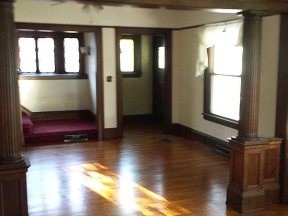 3rd image of 14617 Lake Ave