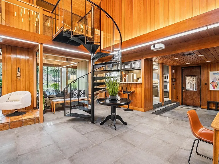 29 Winged Foot Dr — Photo 11