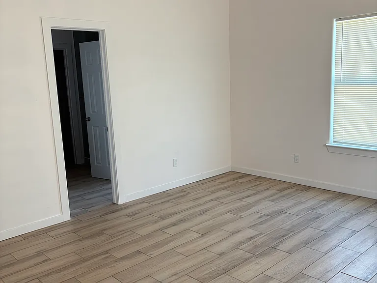320 Plaza Bonita Way — Photo 6