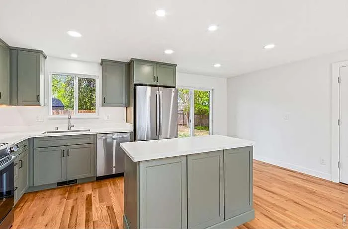 503 Honey Locust Dr — Photo 8