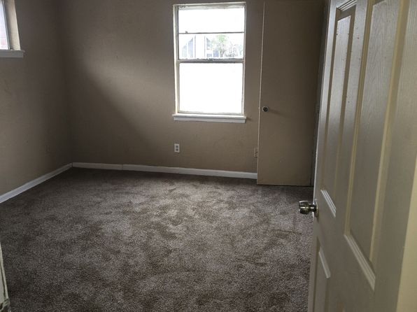 5811 Wipprecht St #16