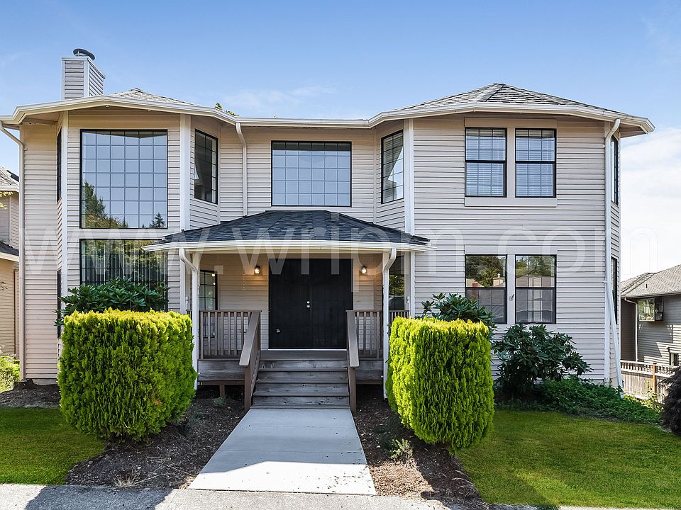 1st image of 10108 53rd Ave W