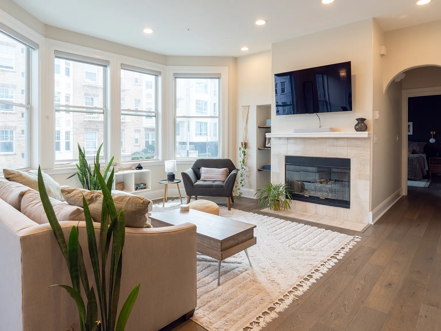 2 bed, 1342 sqft, $6,495 — Photo 1