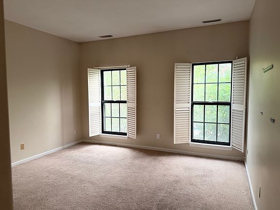 5th image of 71 Princeton St APT 204