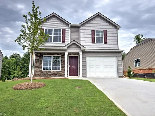 3548 Cash Dr, Winston Salem, NC 27107