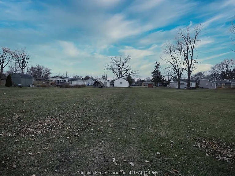 97 Taylor Ave — Photo 24