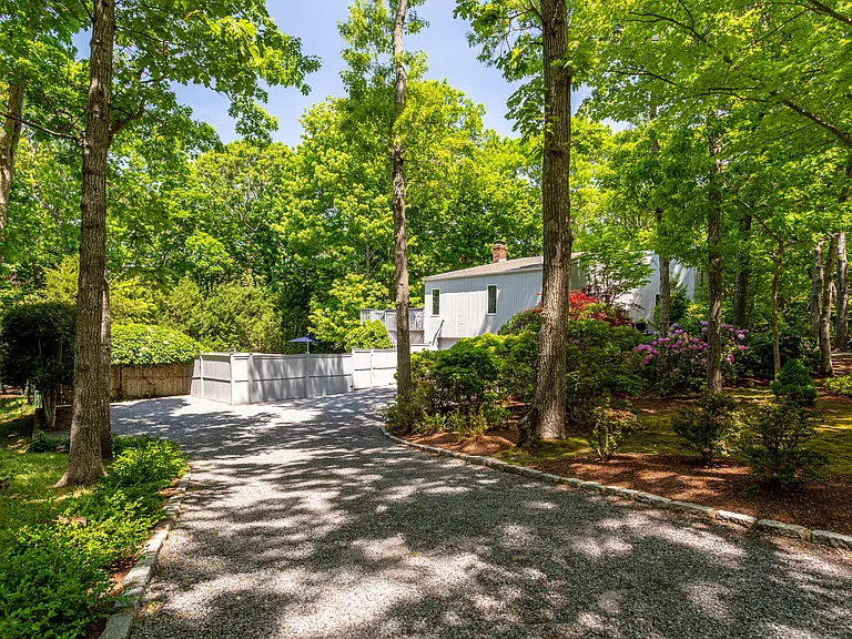 118 Sycamore Dr — Photo 21